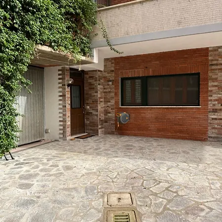 La Casa Del Sole Holiday home Rome