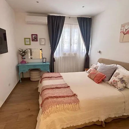 The Sunny Corner - La Casa Del Sole 度假居